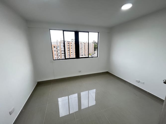 Apartamento de 2 alcobas en arriendo en Cuatro Esquinas, Rionegro, 51 m² · foto 9 de 11