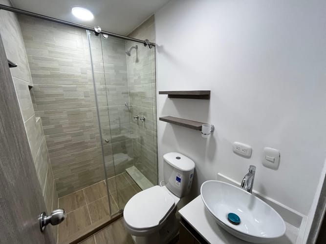 Apartamento de 2 alcobas en arriendo en Cuatro Esquinas, Rionegro, 51 m² · foto 10 de 11