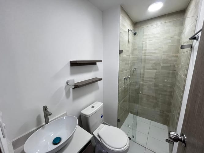Apartamento de 2 alcobas en arriendo en Cuatro Esquinas, Rionegro, 51 m² · foto 11 de 11