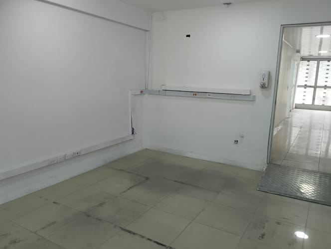 Casa de 15 alcobas en arriendo en Quinta Paredes, Bogotá, 700 m² · foto 8 de 16