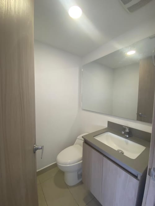 Apartamento de 3 alcobas en arriendo en Centro, Rionegro, 92 m² · foto 11 de 13