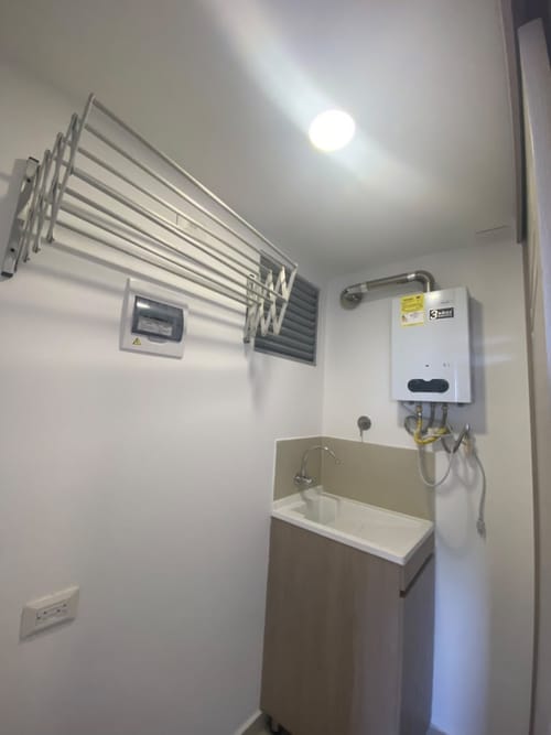 Apartamento de 3 alcobas en arriendo en Centro, Rionegro, 92 m² · foto 12 de 13