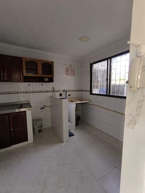 Apartamento de 2 alcobas en arriendo en Crespo, Cartagena, 64 m² · foto 4 de 11