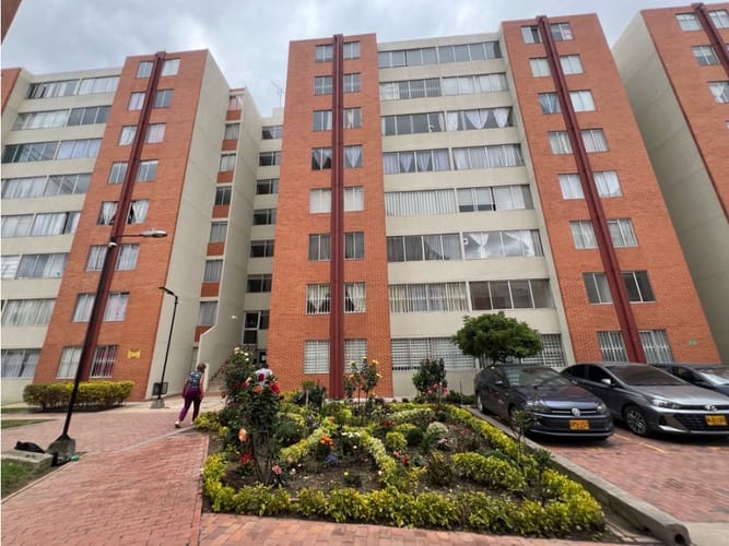 Apartamento de 3 alcobas en arriendo en La Toscana, Soacha, 50 m² · foto 2 de 24