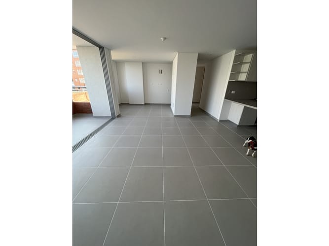 Apartamento de 2 alcobas en arriendo en Cristales, Cali, 102 m² · foto 11 de 24