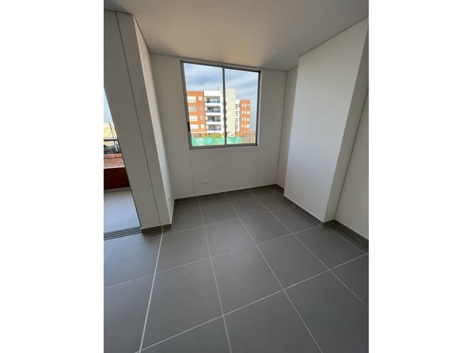 Apartamento de 2 alcobas en arriendo en Cristales, Cali, 102 m² · foto 14 de 24