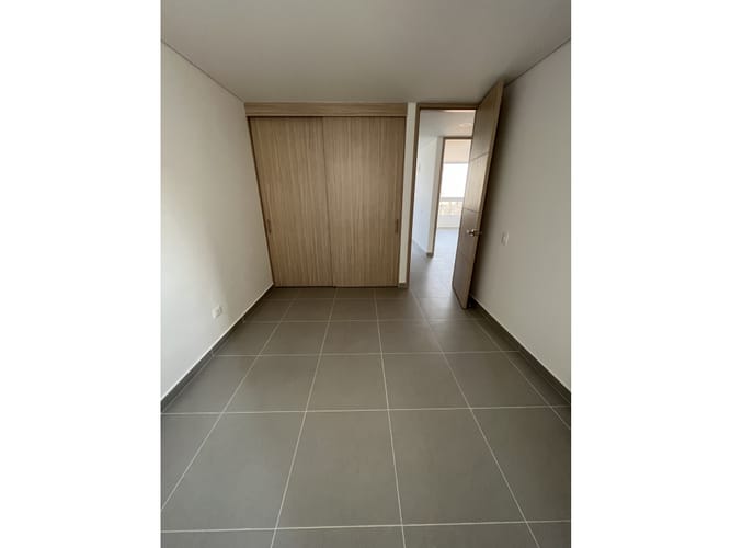 Apartamento de 2 alcobas en arriendo en Cristales, Cali, 102 m² · foto 21 de 24