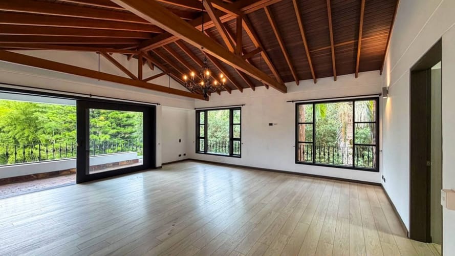 Casa de 4 alcobas en arriendo en El Porvenir, Rionegro, 500 m² · foto 2 de 24