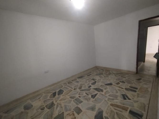 Apartamento de 2 alcobas en arriendo en Cañaverales, Cali, 70 m² · foto 13 de 23