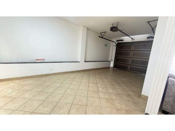 Casa de 4 alcobas en venta en El Ingenio, Cali, 320 m² · foto 6 de 12