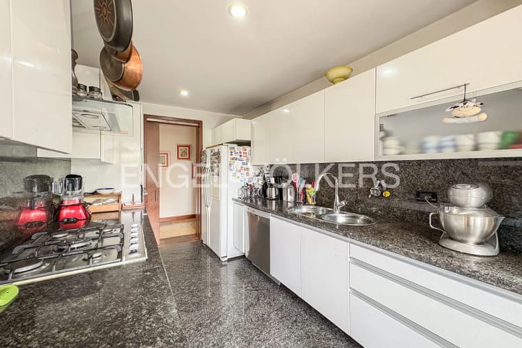 Apartamento de 3 alcobas en venta en Iraka, Bogotá, 211 m² · foto 11 de 24