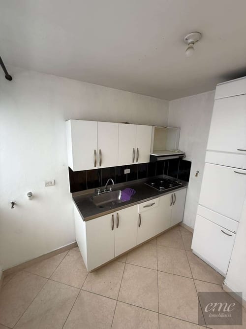 Apartamento de 3 alcobas en arriendo en Gran Avenida, Bello, 65 m² · foto 2 de 11