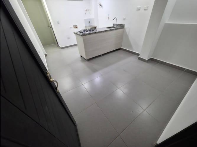 Apartamento de 1 alcoba en arriendo en Campo Valdes No.2, Medellín, 28 m² · foto 4 de 13