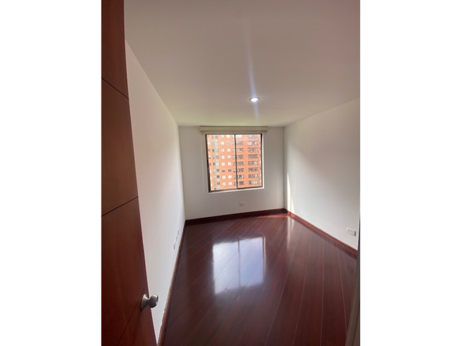 Apartamento de 3 alcobas en arriendo en Lagos De Cordoba, Bogotá, 112 m² · foto 11 de 24