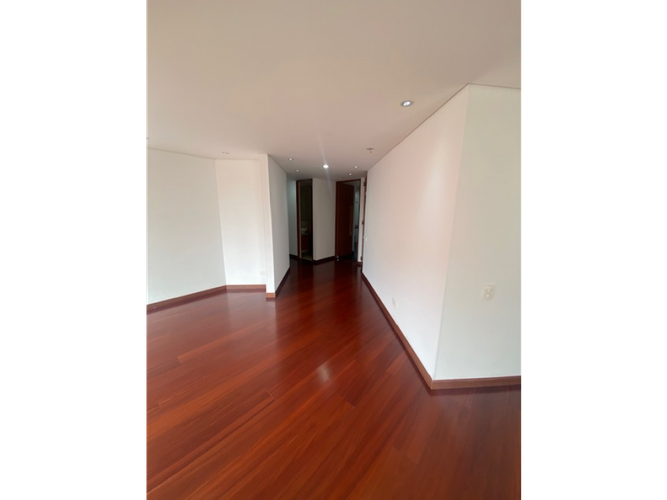 Apartamento de 3 alcobas en arriendo en Lagos De Cordoba, Bogotá, 112 m² · foto 14 de 24
