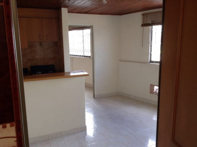 Apartamento de 1 alcoba en arriendo en Los Cerezos, Bogotá, 35 m² · foto 4 de 6