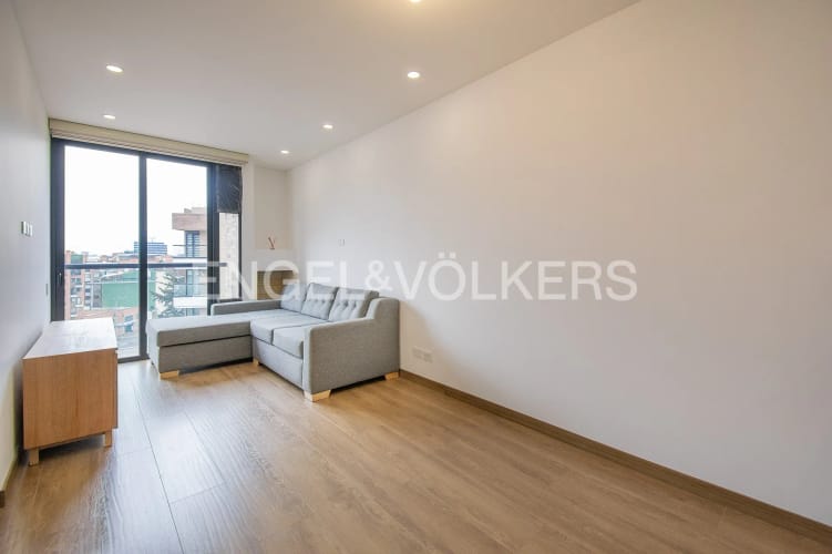 Apartamento de 1 alcoba en arriendo en Chicó Alto, Bogotá, 50 m² · foto 3 de 14