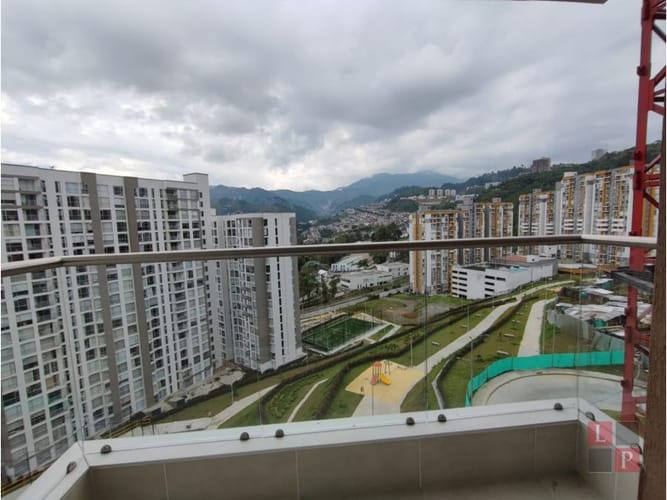 Apartamento de 2 alcobas en arriendo en Alta Suiza, Manizales, 63 m² · foto 5 de 22