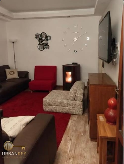 Alquiler de casa de 3 dormitorios 2 baños y patios en Cordón · Foto 2