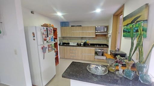 Apartamento de 2 alcobas en arriendo en San Joaquin, Medellín, 90 m² · foto 2 de 13