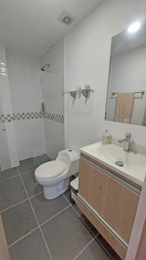 Apartamento de 2 alcobas en arriendo en San Joaquin, Medellín, 90 m² · foto 5 de 13