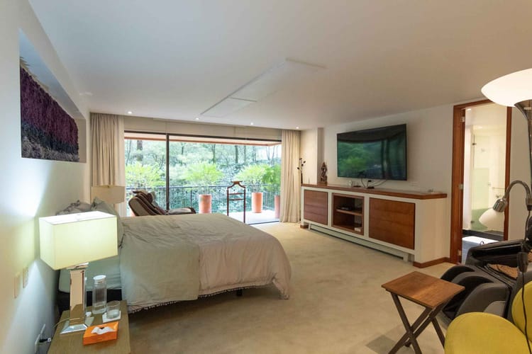 Apartamento de 2 alcobas en venta en Cerros De Los Alpes, Bogotá, 314 m² · foto 4 de 23