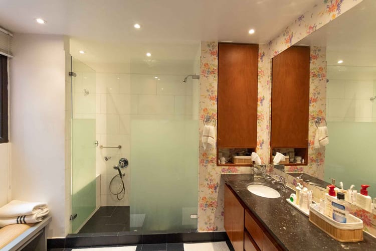 Apartamento de 2 alcobas en venta en Cerros De Los Alpes, Bogotá, 314 m² · foto 21 de 23
