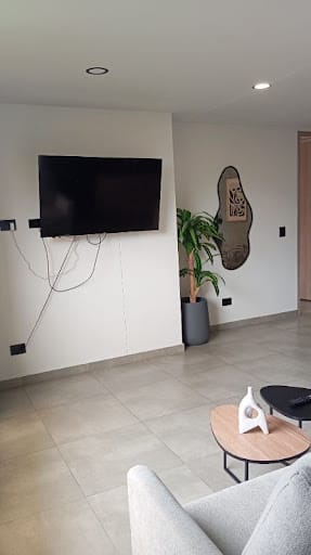 Apartamento de 2 alcobas en arriendo en La Castellana, Medellín, 68 m² · foto 3 de 13