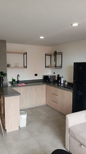 Apartamento de 2 alcobas en arriendo en La Castellana, Medellín, 68 m² · foto 11 de 13