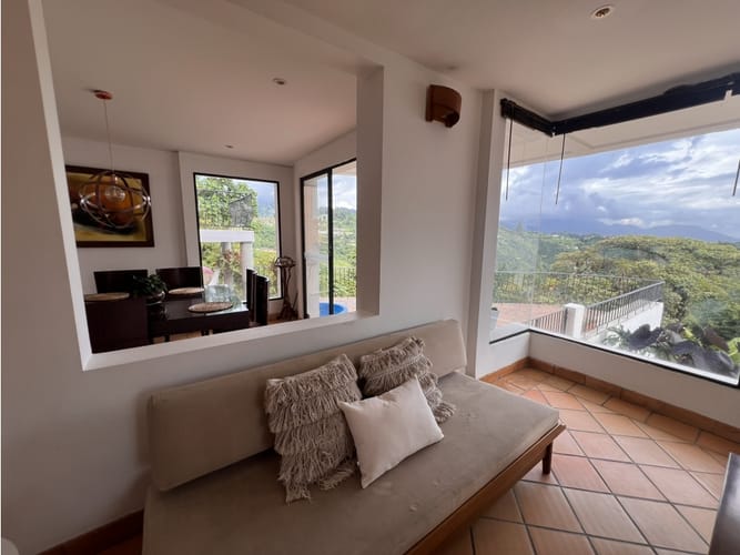 Casa de 4 alcobas en arriendo en El Arenillo, Manizales, 296 m² · foto 6 de 16
