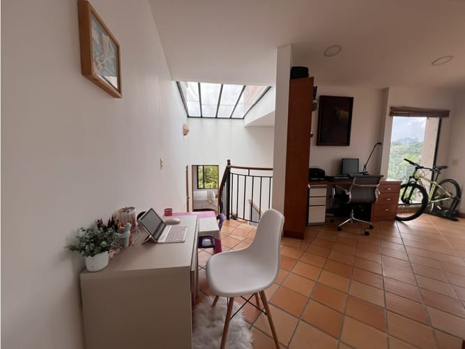 Casa de 4 alcobas en arriendo en El Arenillo, Manizales, 296 m² · foto 9 de 16