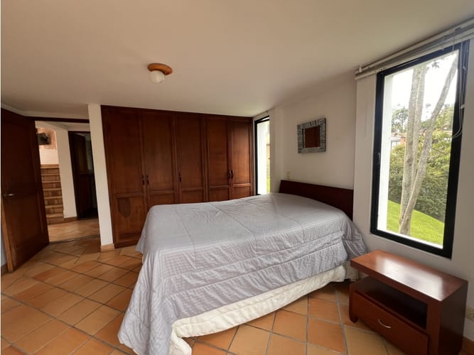 Casa de 4 alcobas en arriendo en El Arenillo, Manizales, 296 m² · foto 13 de 16