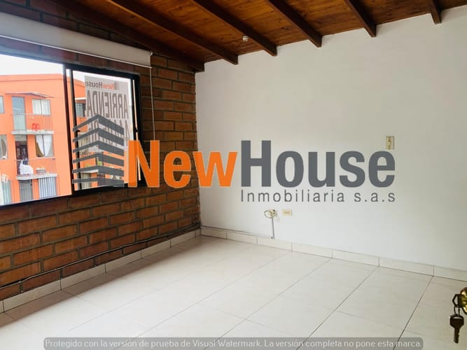 Apartamento de 2 alcobas en arriendo en Campo Valdes No.1, Medellín, 73 m² · foto 12 de 13