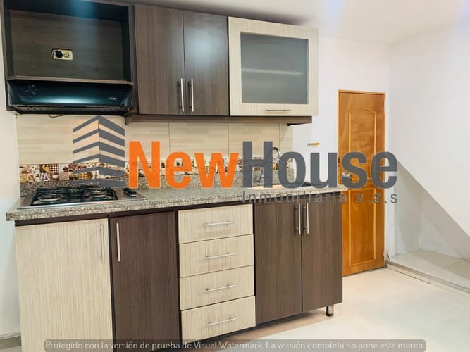 Apartamento de 2 alcobas en arriendo en Campo Valdes No.1, Medellín, 73 m² · foto 4 de 13