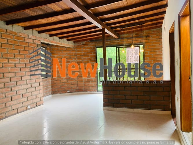 Apartamento de 2 alcobas en arriendo en Campo Valdes No.1, Medellín, 73 m² · foto 7 de 13