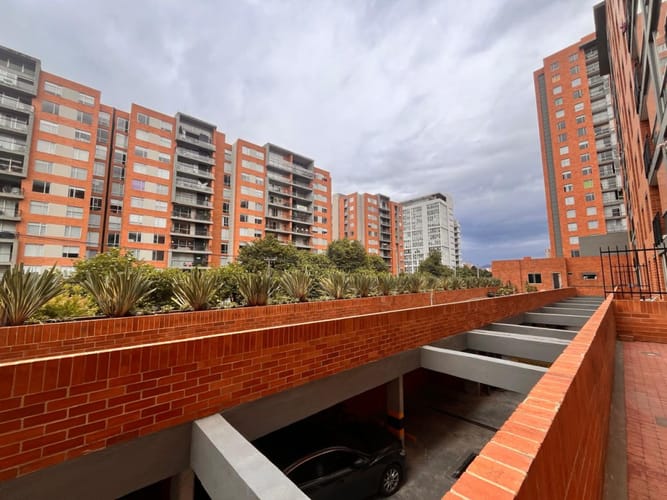 Apartamento de 3 alcobas en venta en Colina Campestre, Bogotá, 81 m² · foto 17 de 24