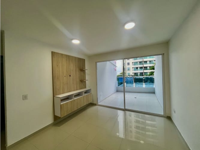 Apartamento de 3 alcobas en arriendo en Ciudad Jardin, Barranquilla, 101 m² · foto 2 de 17