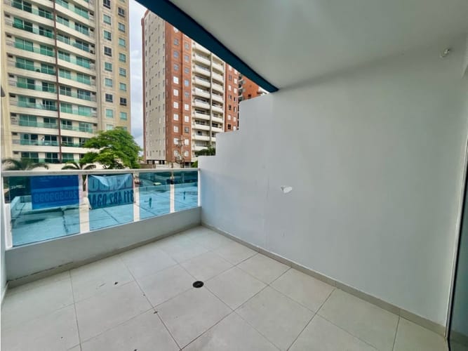 Apartamento de 3 alcobas en arriendo en Ciudad Jardin, Barranquilla, 101 m² · foto 3 de 17
