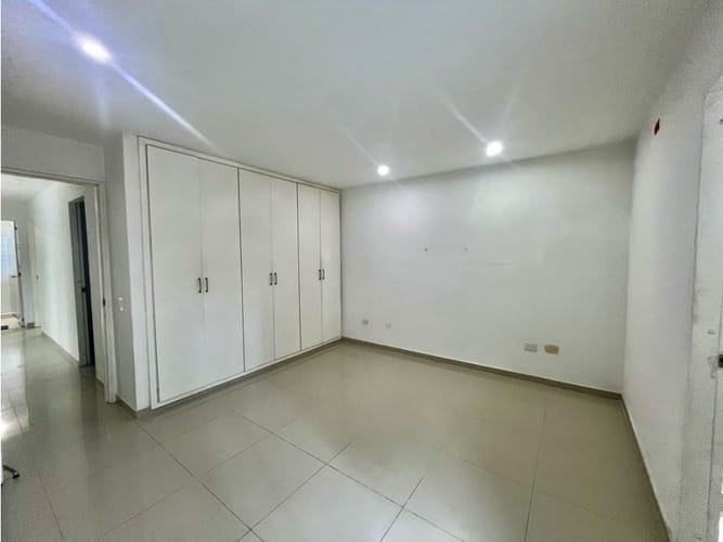 Apartamento de 3 alcobas en arriendo en Ciudad Jardin, Barranquilla, 101 m² · foto 7 de 17