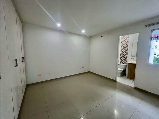 Apartamento de 3 alcobas en arriendo en Ciudad Jardin, Barranquilla, 101 m² · foto 8 de 17