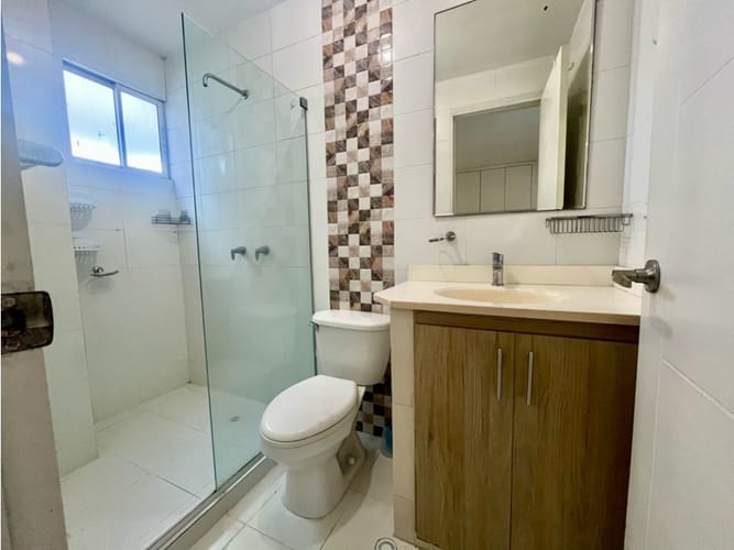 Apartamento de 3 alcobas en arriendo en Ciudad Jardin, Barranquilla, 101 m² · foto 13 de 17