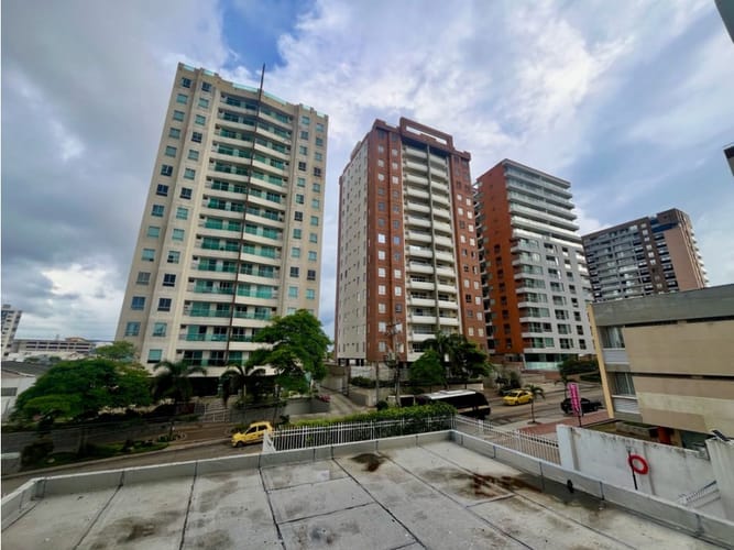 Apartamento de 3 alcobas en arriendo en Ciudad Jardin, Barranquilla, 101 m² · foto 16 de 17