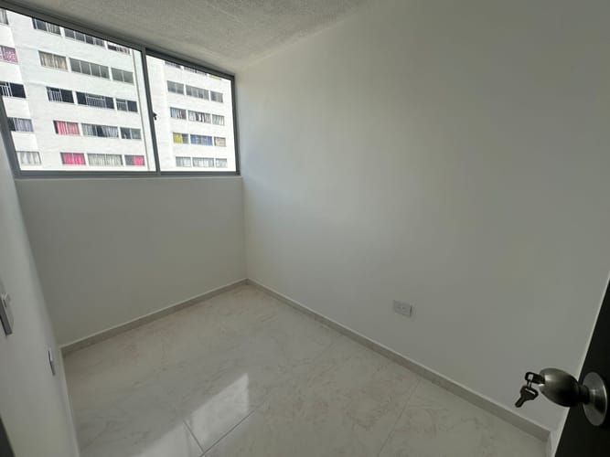 Apartamento de 3 alcobas en arriendo en Colseguros Norte, Bucaramanga, 48 m² · foto 6 de 9