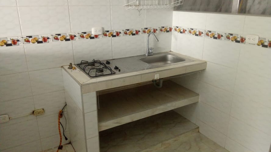 Apartamento de 2 alcobas en arriendo en Puerto Madero, Girón, 50 m² · foto 2 de 12