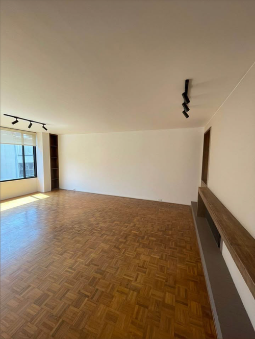 Apartamento de 2 alcobas en arriendo en Chico Norte, Bogotá, 100 m² · foto 2 de 8