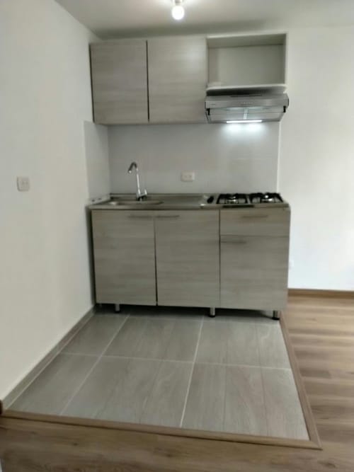 Apartamento de 2 alcobas en arriendo en Fontibon, Bogotá, 38 m² · foto 2 de 11