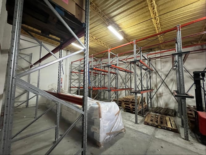 Alquiler local de 300m2 en Sayago · Foto 5