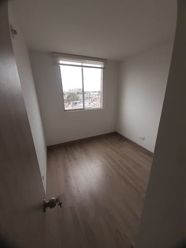 Apartamento de 2 alcobas en arriendo en Fontibon, Bogotá, 48 m² · foto 23 de 24