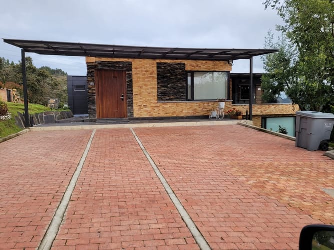 Casa de 3 alcobas en arriendo en Condominio Bosques Del Encenillo, Bogotá, 300 m² · foto 9 de 13