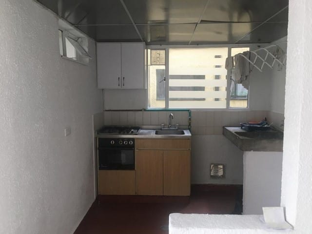 Apartamento de 2 alcobas en arriendo en Engativá, Bogotá, 46 m² · foto 10 de 16
